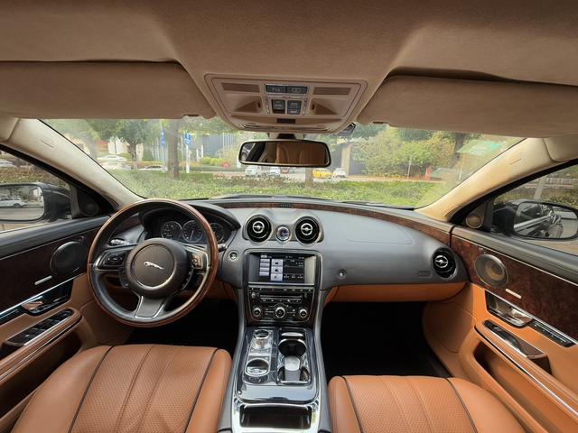 Jaguar XJ 2012 модификация XJL 3.0 Flagship Business Edition – фото 10