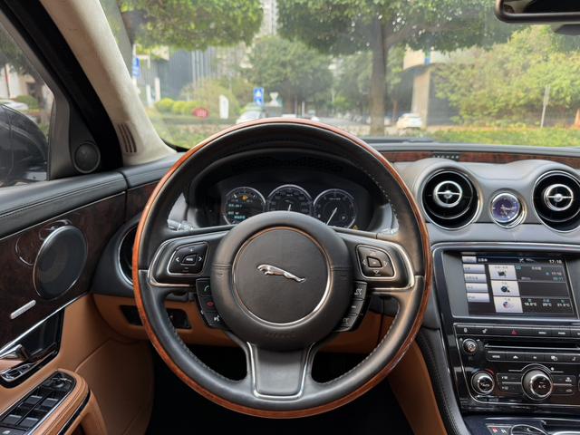 Jaguar XJ 2012 модификация XJL 3.0 Flagship Business Edition – фото 12