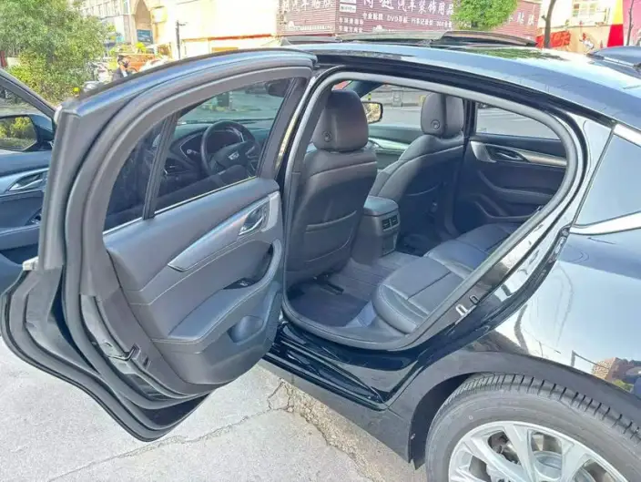 Cadillac CT5 2023 Model 28T Luxury Model Standard Edition – фото 9