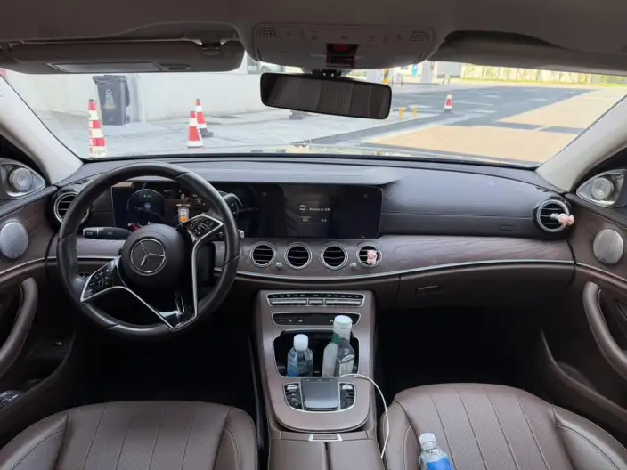 Mercedes-Benz E-Class 2023 Model E 300 L Fashion Model sedan – фото 7