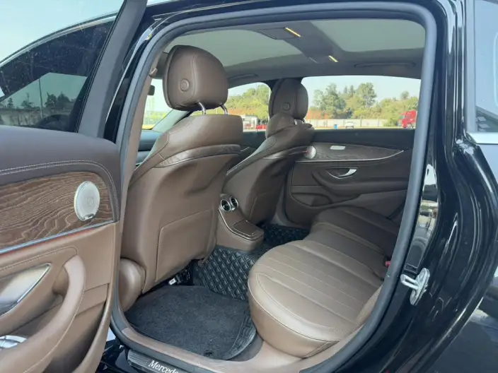 Mercedes-Benz E-Class 2023 Model E 300 L Fashion Model sedan – фото 9