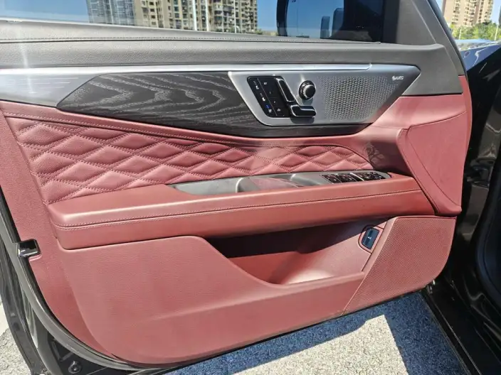 Cadillac CT6 2023 Model 28T Noble Model – фото 7