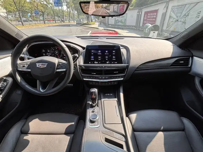 Cadillac CT5 2022 Model 28T Platinum Model – фото 6