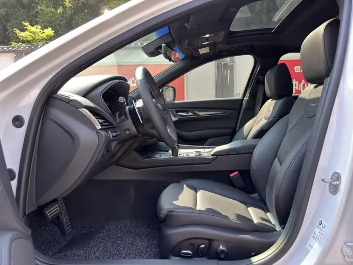 Cadillac CT5 2022 Model 28T Platinum Model – фото 8