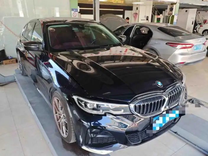 BMW 3 Series 2022 Model 325i M Sports Set – фото 2