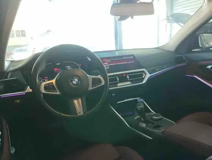 BMW 3 Series 2022 Model 325i M Sports Set – фото 6