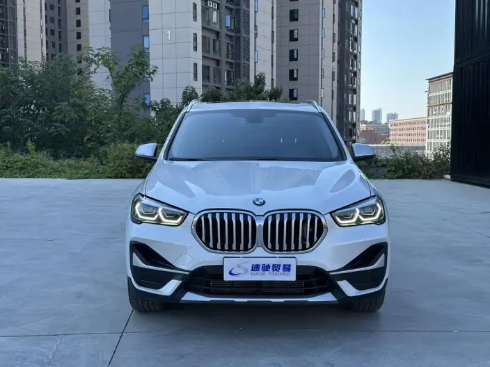 BMW X1 2022 Model sDrive20Li Fashion Model – фото 2