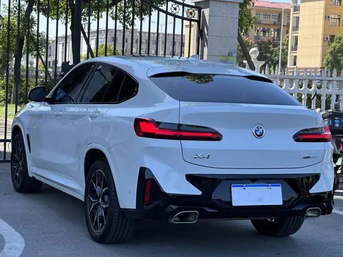 BMW X4 2022 Model xDrive 25i M Sports Set – фото 4