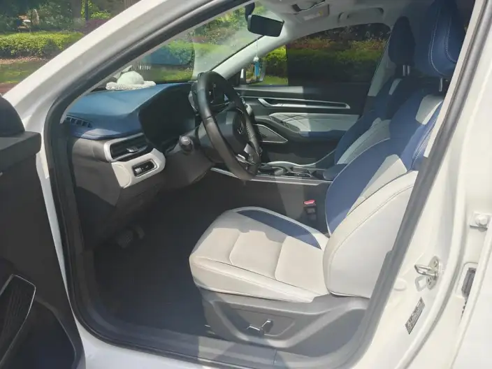 Geely Emgrand 2022 Model No. 4 Gen 1.5L CVT Flagship Model – фото 9