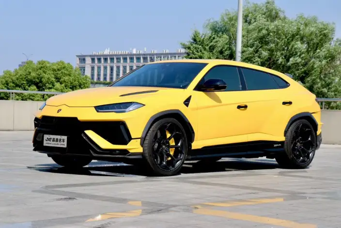 Urus 2022 Model 4.0T V8 Performante