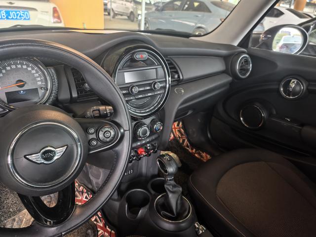 MINI 2014 1.2T ONE+ – фото 9