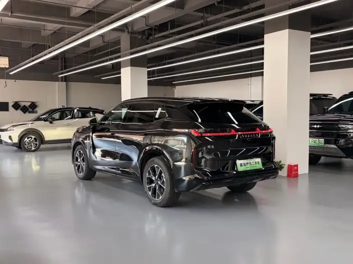 Lynk & Co 08 EM-P 2026 Model 230 Ultra-long Endurance Ultra