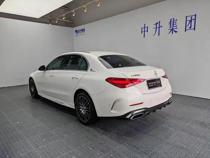 Mercedes-Benz C-Class 2024 Model C 200 L Sports Edition – фото 5