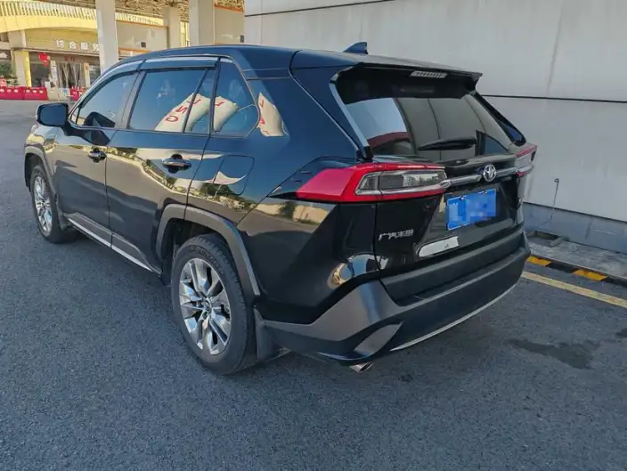 Toyota Wildlander 2022 Model 2.0L 2WD Deluxe Edition