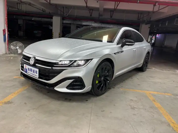 Volkswagen CC 2023 Model 380TSI Eye-catching version – фото 1