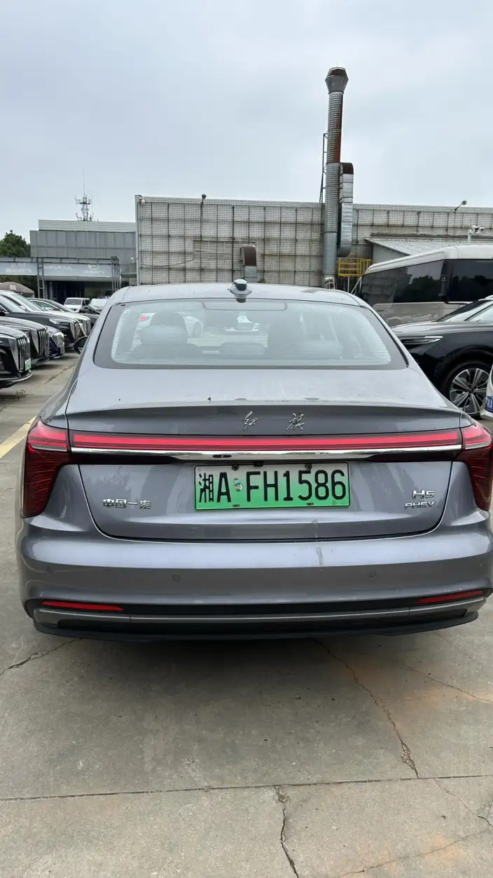 Hongqi H5 PHEV 2025 Model 170 Chao Hybrid Edition – фото 9
