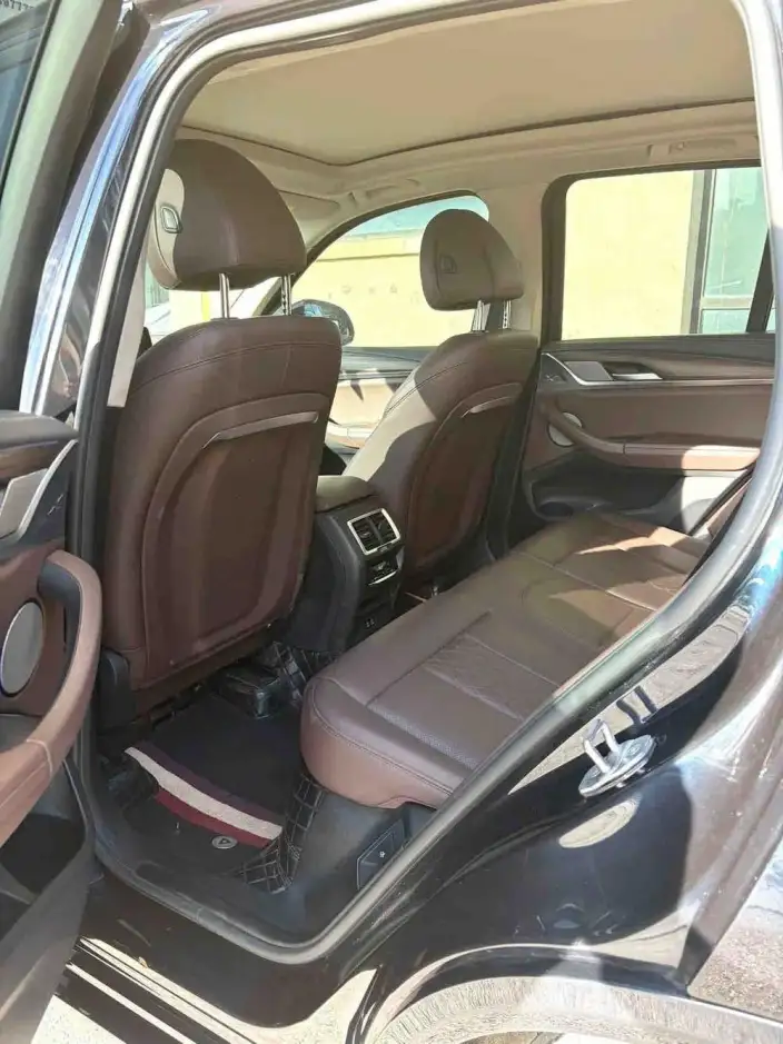 BMW X3 2022 Model xDrive30i Leading Model M Night Set – фото 9
