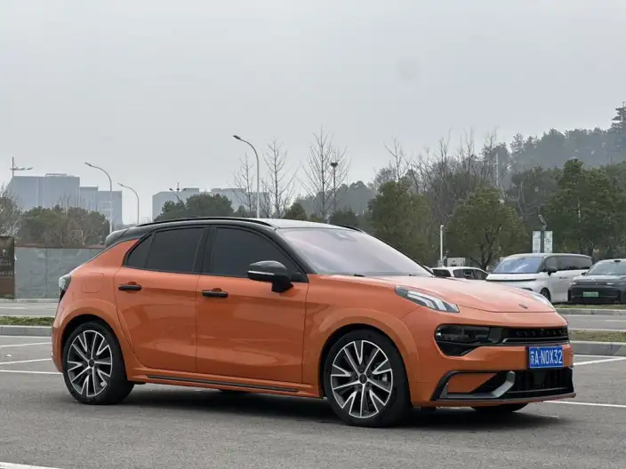 Lynk & Co 02 Hatchback 2021 Model 2.0TD Hatchback Halo
