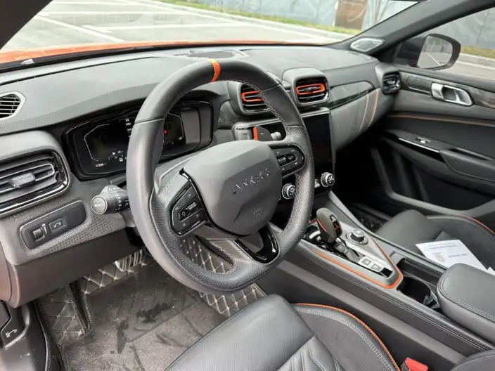 Lynk & Co 02 Hatchback 2021 Model 2.0TD Hatchback Halo – фото 10