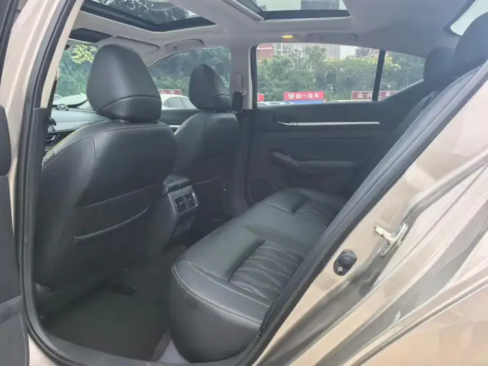 Nissan Teana 2022 Model 2.0L XL-Upr Premium Edition – фото 9
