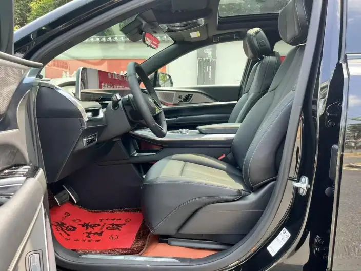 Cadillac XT5 2026 Model 28T 4WD Noble Model – фото 8