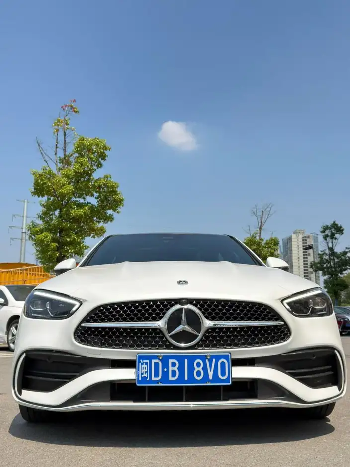Mercedes-Benz C-Class 2022 Model C 200 L Sports Edition – фото 2