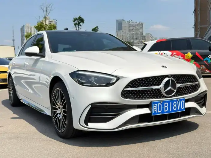 Mercedes-Benz C-Class 2022 Model C 200 L Sports Edition – фото 3