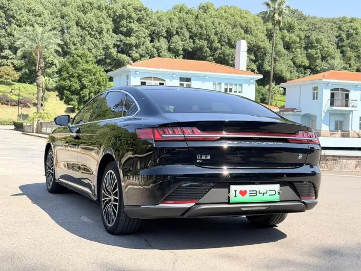 BYD Han EV 2023 Model Champion Edition 506KM Noble Model – фото 4