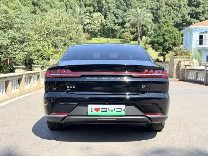BYD Han EV 2023 Model Champion Edition 506KM Noble Model – фото 5