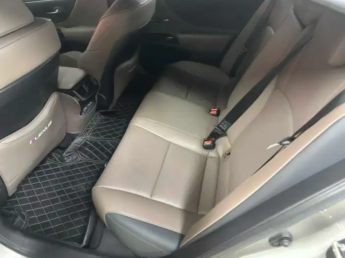 Lexus ES 2022 Model 200 Superior Edition – фото 9