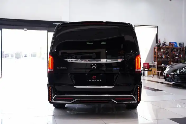 Mercedes-Benz V-Class 2022 Model V 260 L Long wheelbase Deluxe Edition – фото 5