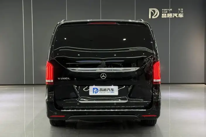 Mercedes-Benz V-Class 2022 Model V 260 L Long wheelbase Deluxe Edition