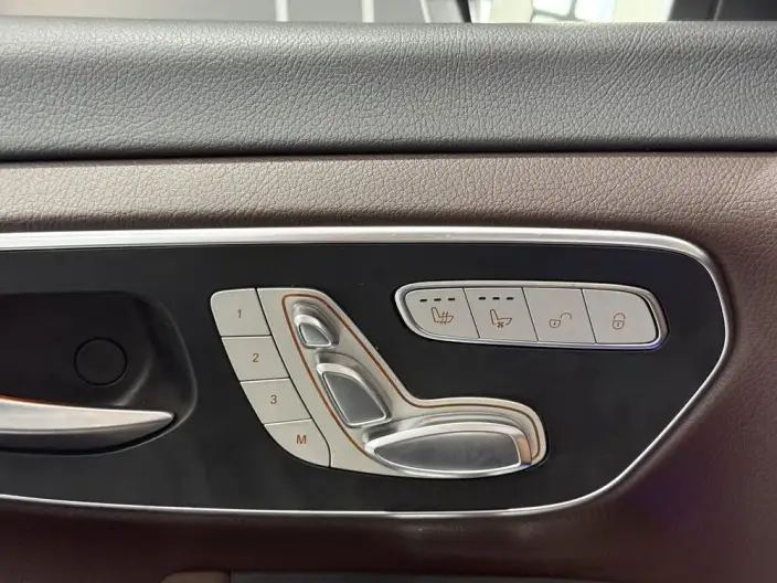 Mercedes-Benz V-Class 2022 Model V 260 L Long wheelbase Deluxe Edition – фото 6