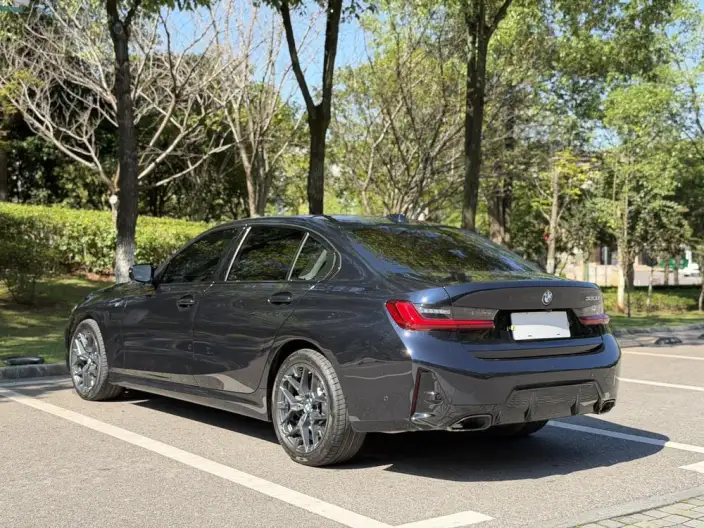 BMW 3 Series 2025 Model 330Li M Sports Night Set – фото 4