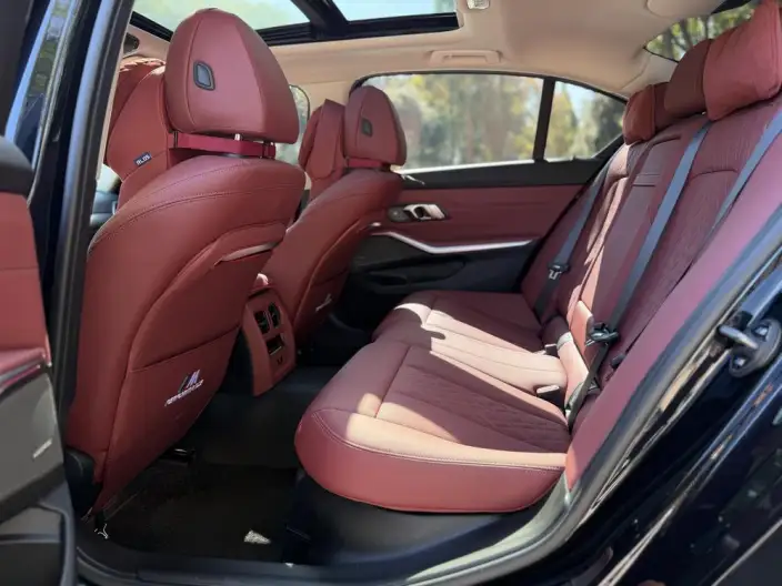 BMW 3 Series 2025 Model 330Li M Sports Night Set – фото 9