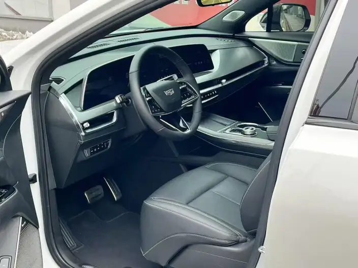 Cadillac XT5 2025 Model 28T 4WD Noble Model – фото 10