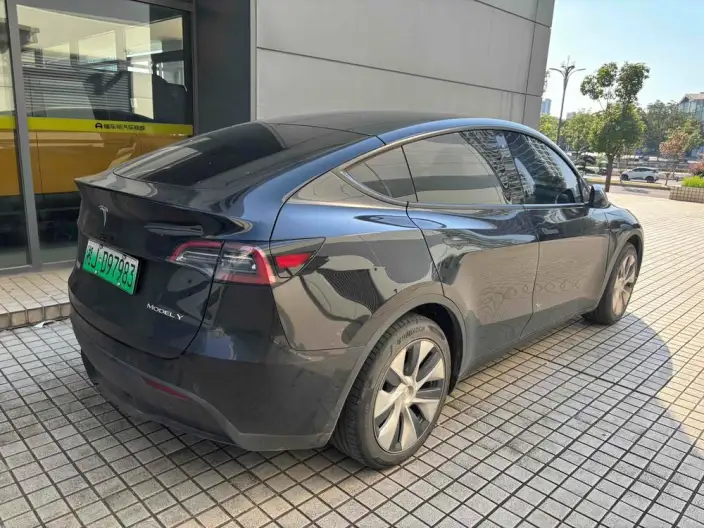 Model Y 2022 Model Facelift Rear-wheel drive version – фото 3