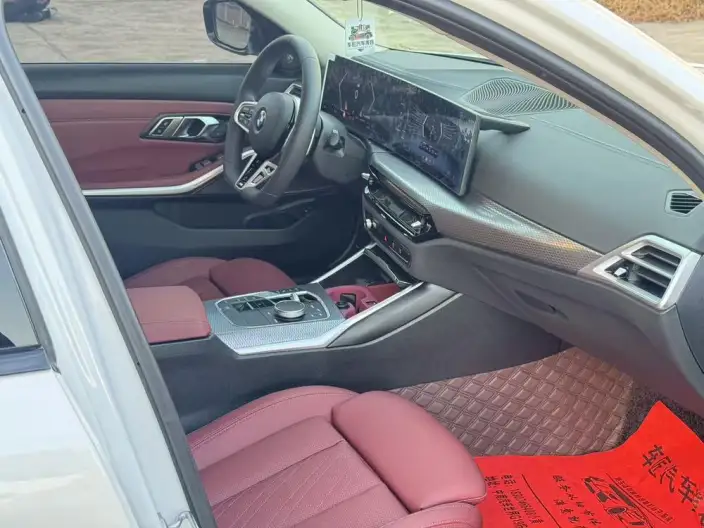 BMW 3 Series 2025 Model 330Li 50th Anniversary Limited edition – фото 6