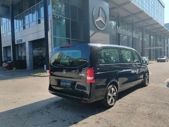 Viano 2024 Model 2.0T Business Edition 7 seat – фото 7