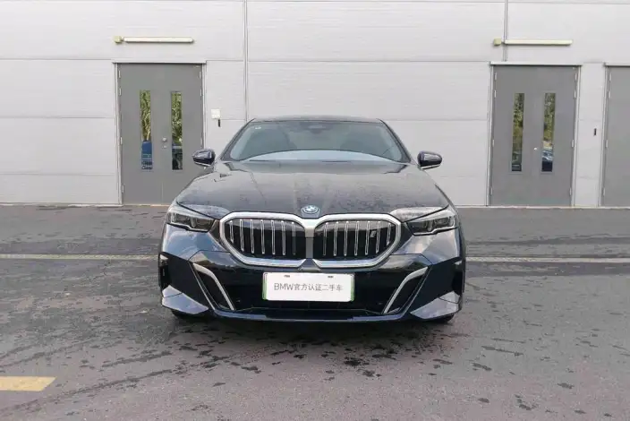 BMW i5 2025 Model eDrive40L M Sports Set – фото 2