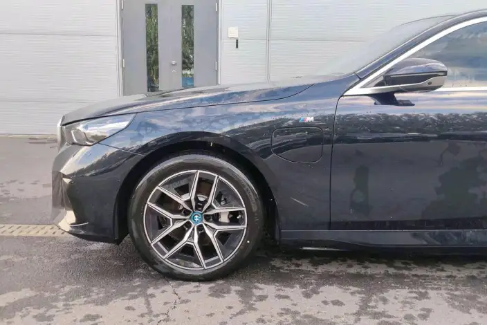 BMW i5 2025 Model eDrive40L M Sports Set – фото 7