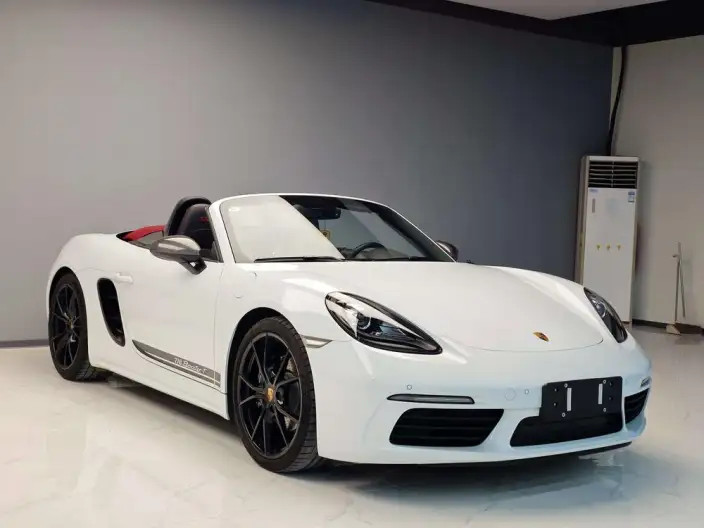Porsche 718 2023 Model Boxster T