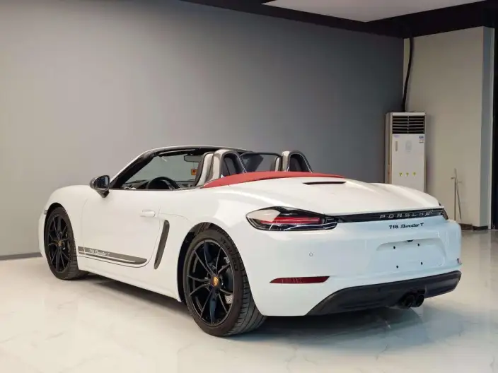 Porsche 718 2023 Model Boxster T