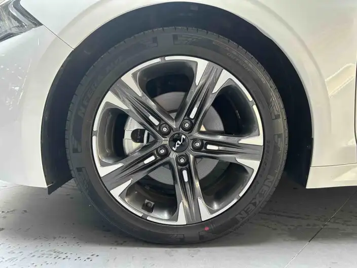 Kia K5 2025 Model 1.5T Premium Edition – фото 9