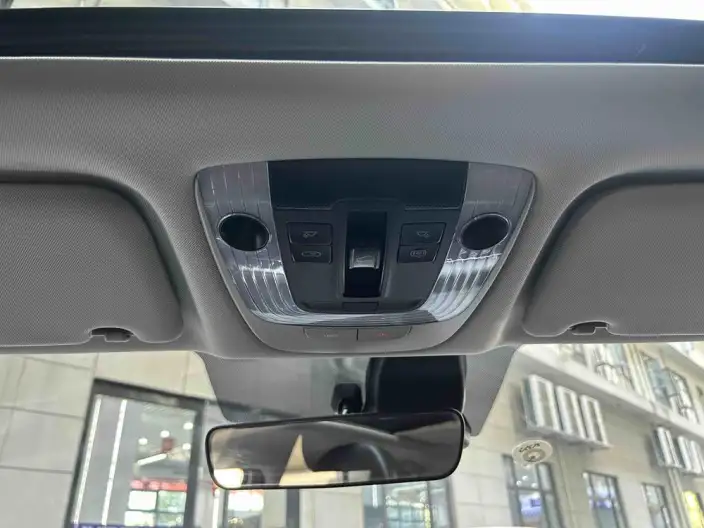 Kia K5 2025 Model 1.5T Premium Edition – фото 10