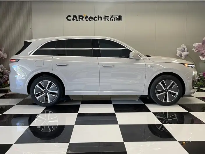 Li Auto L6 2024 Model Pro Edition – фото 7