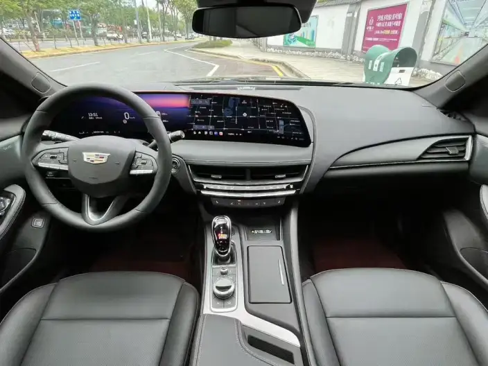 Cadillac CT5 2025 Model 28T Lincoln Town Sports Edition – фото 6