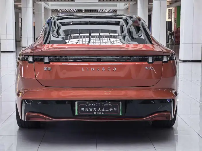 **Lynk & Co Z10** 2024 Model 95kWh 702km 4WD Smart Driving Ultra – фото 6