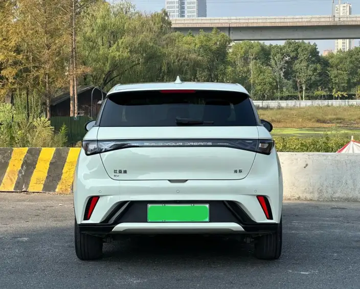 BYD Dolphin 2025 Model 420KM Fashion Edition – фото 5