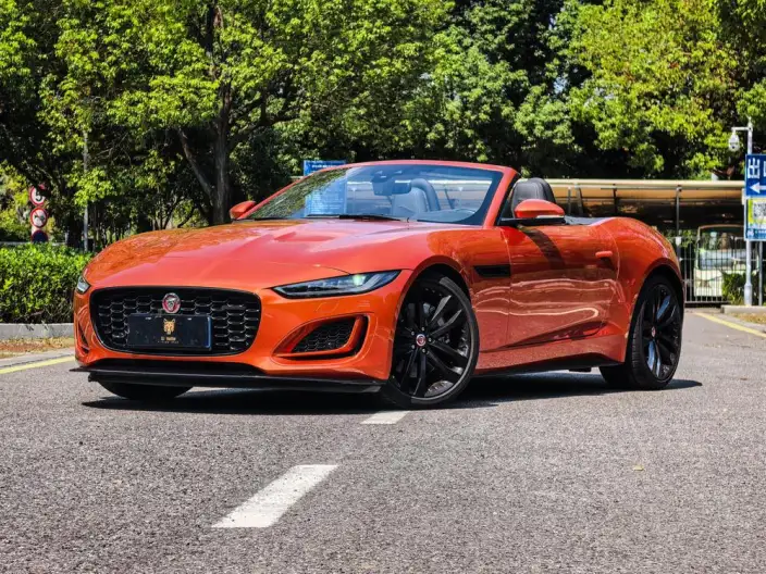 Jaguar F-TYPE 2023 Model P300 Convertible Edition R-DYNAMIC BLACK – фото 1